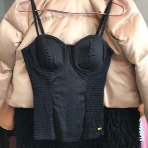 Guess sweetheart neckline Top